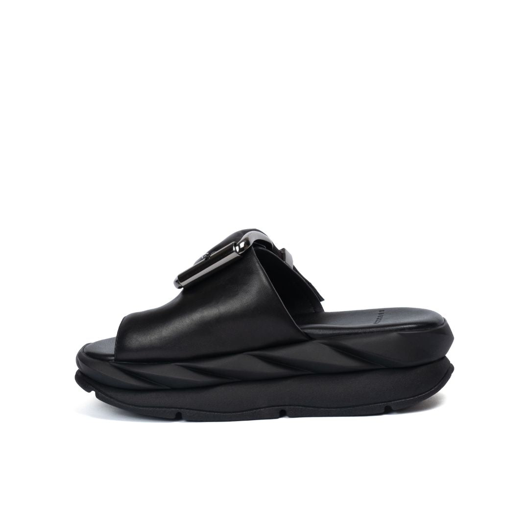 4CCCCEES Mellow Glow Gun Metal Klapki Damskie Na Platformie Czarne