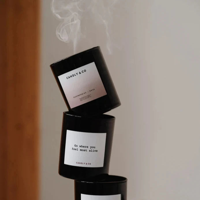 Candly & Co Świeca zapachowa No. 5 Bergamotka / Neroli Go where you feel most alive