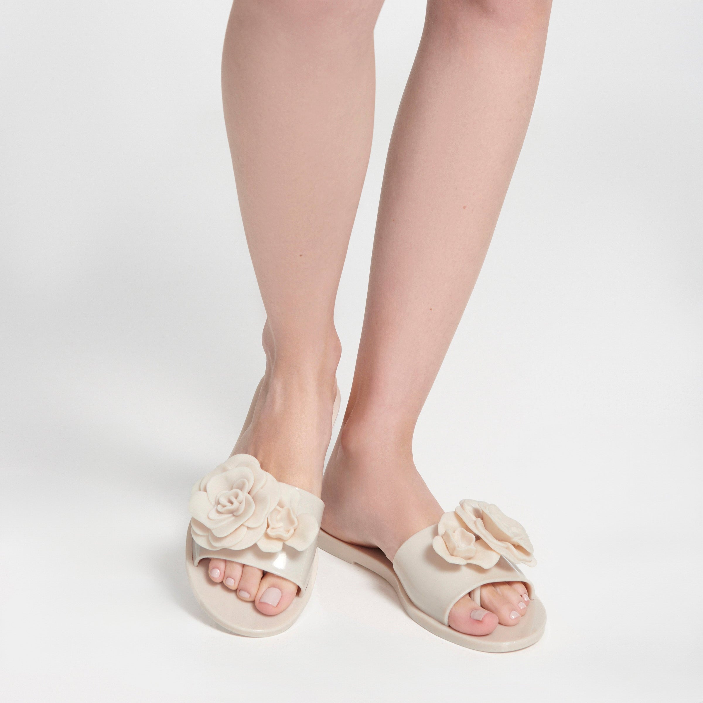 Melissa Babe Petals Ad Beige Klapki Damskie Beżowe