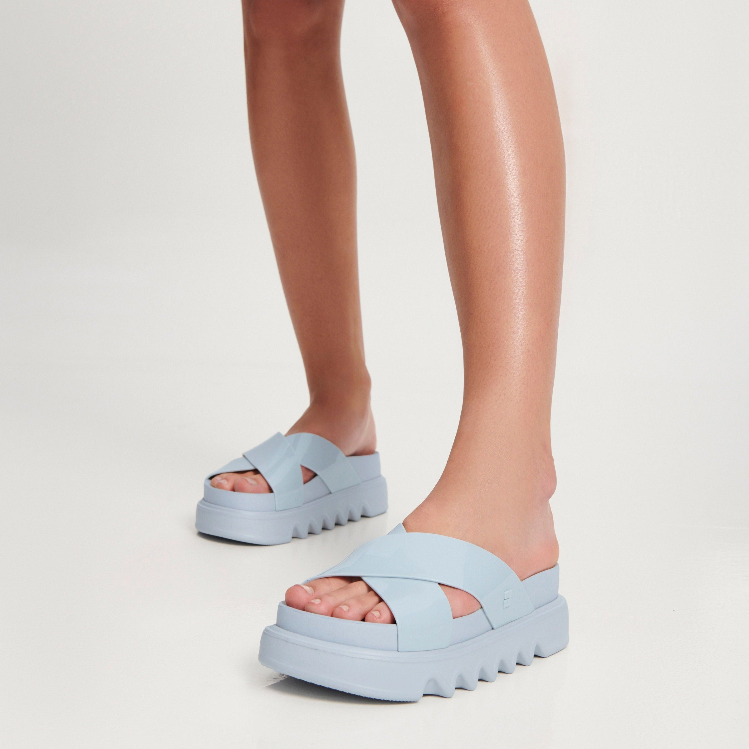 Melissa Cozy Cross Platform AD Blue Klapki Damskie na Platformie Niebieskie