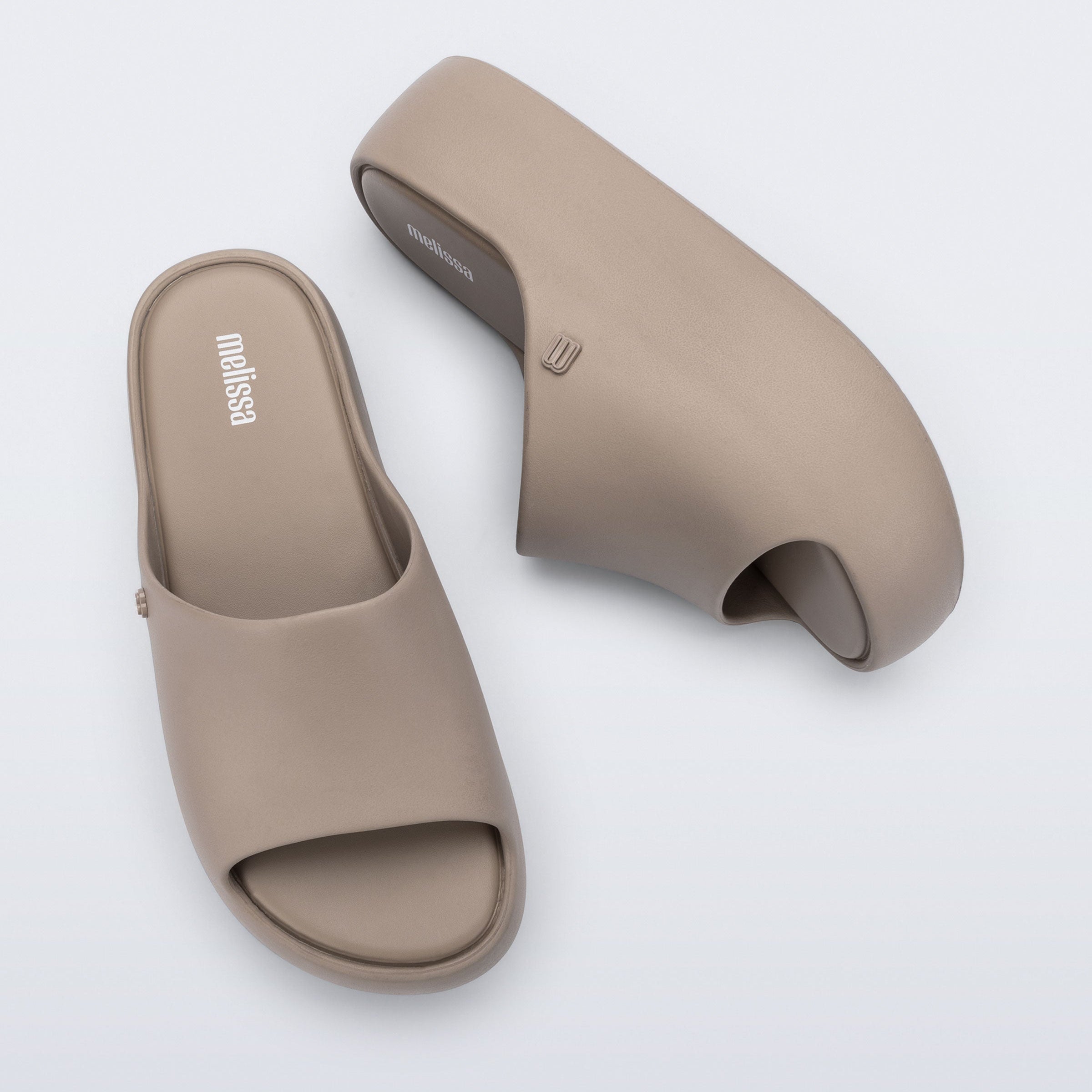 Melissa Free Platform Slide AD Dark Beige Klapki Damskie Na Platformie Beżowe