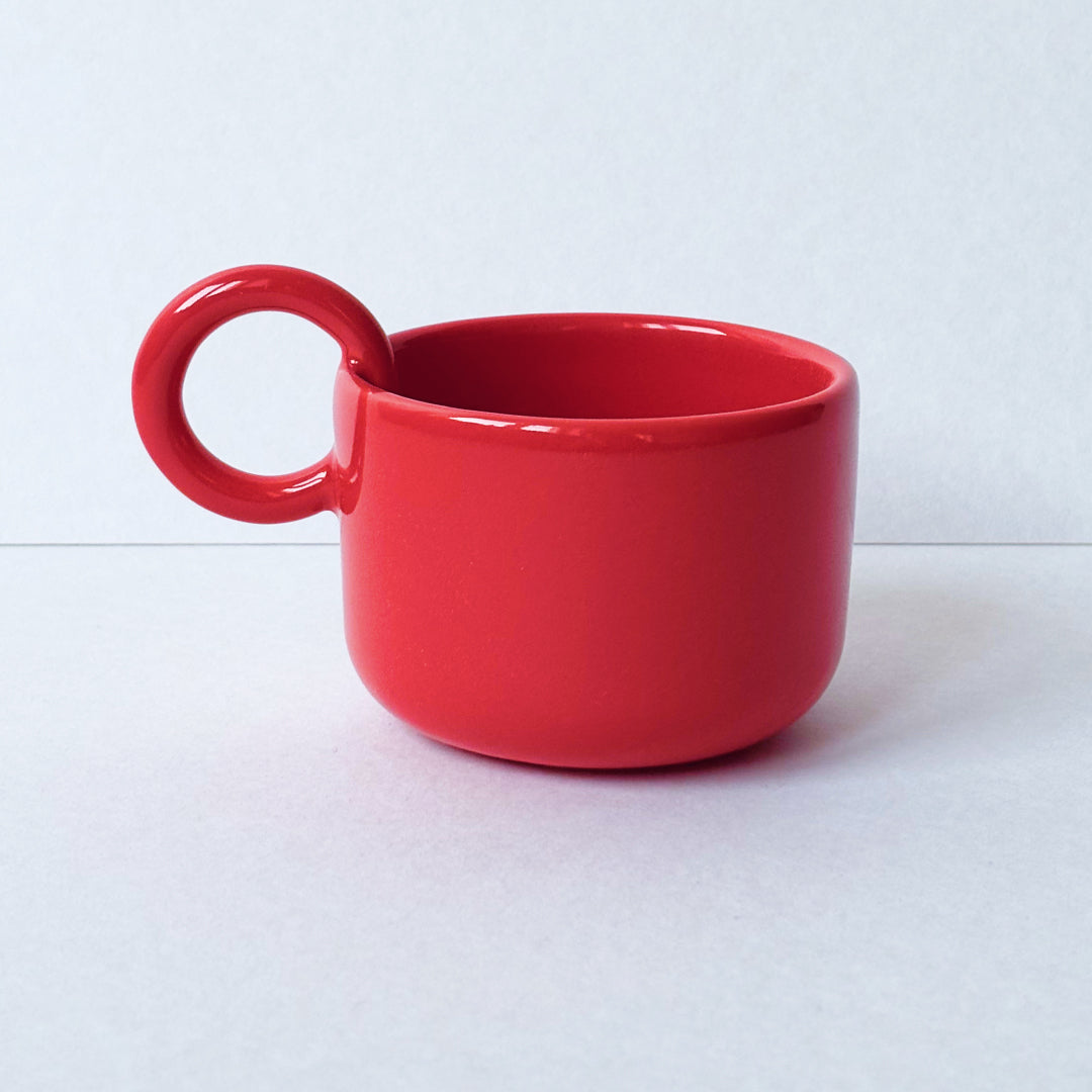 Ceramics 36 Filiżanka Czerwona