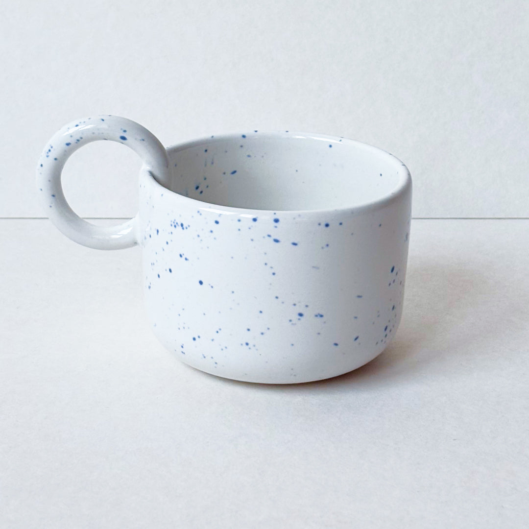 Ceramics 36 Filiżanka Nakrapiana