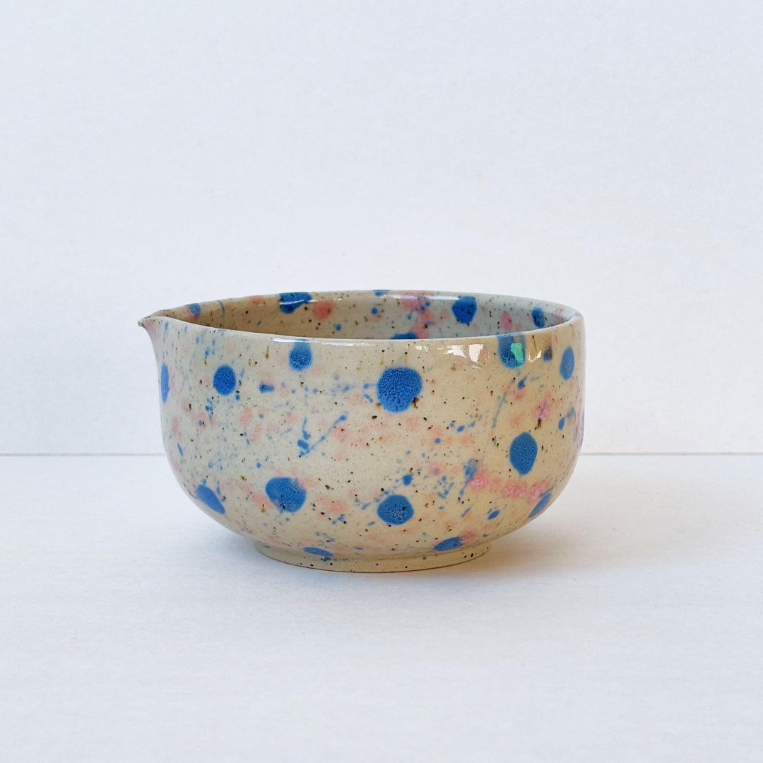 Studio Chaba Matchawan w Kropki Duży