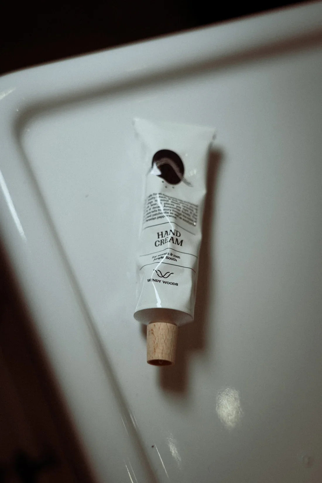 Windy Woods Mysterious East Krem Do Rąk 75ml