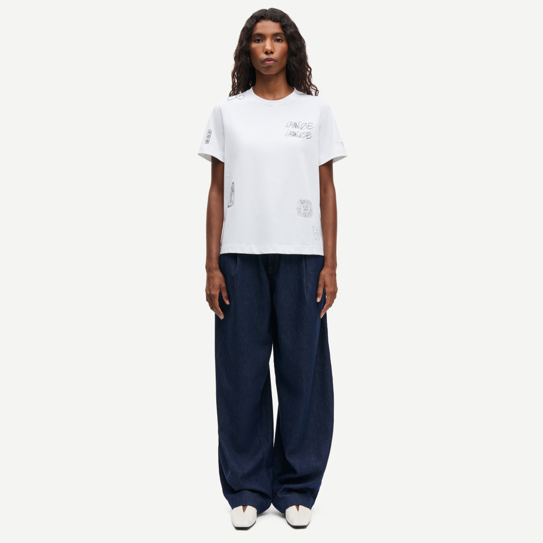 SAMSØE SAMSØE - SACAMINO T-SHIRT BIAŁY SCRIBBLES