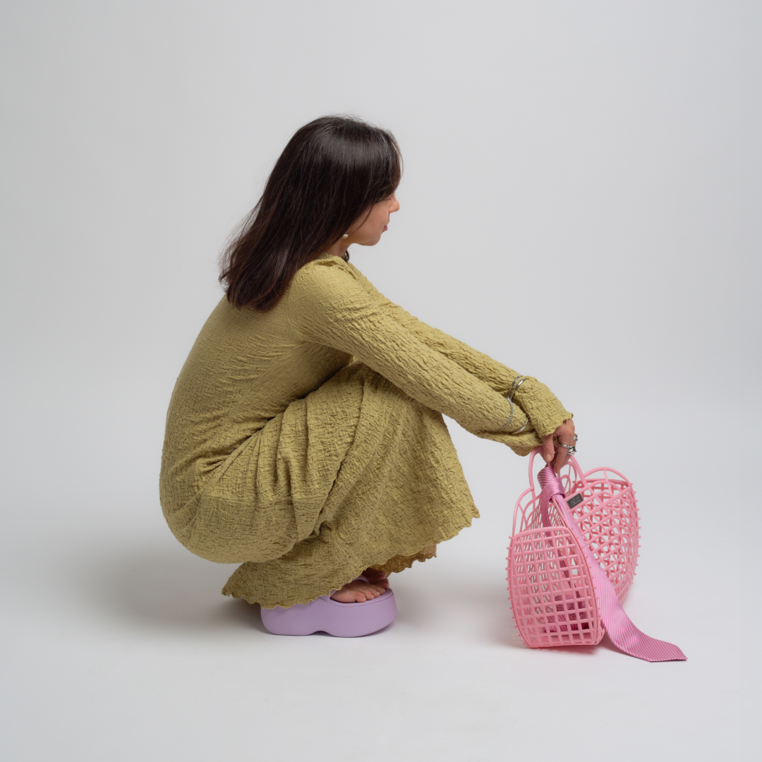 Samsoe Samsoe kolekcja jesień-zima 2025/2026. Wełniane swetry, joggery 