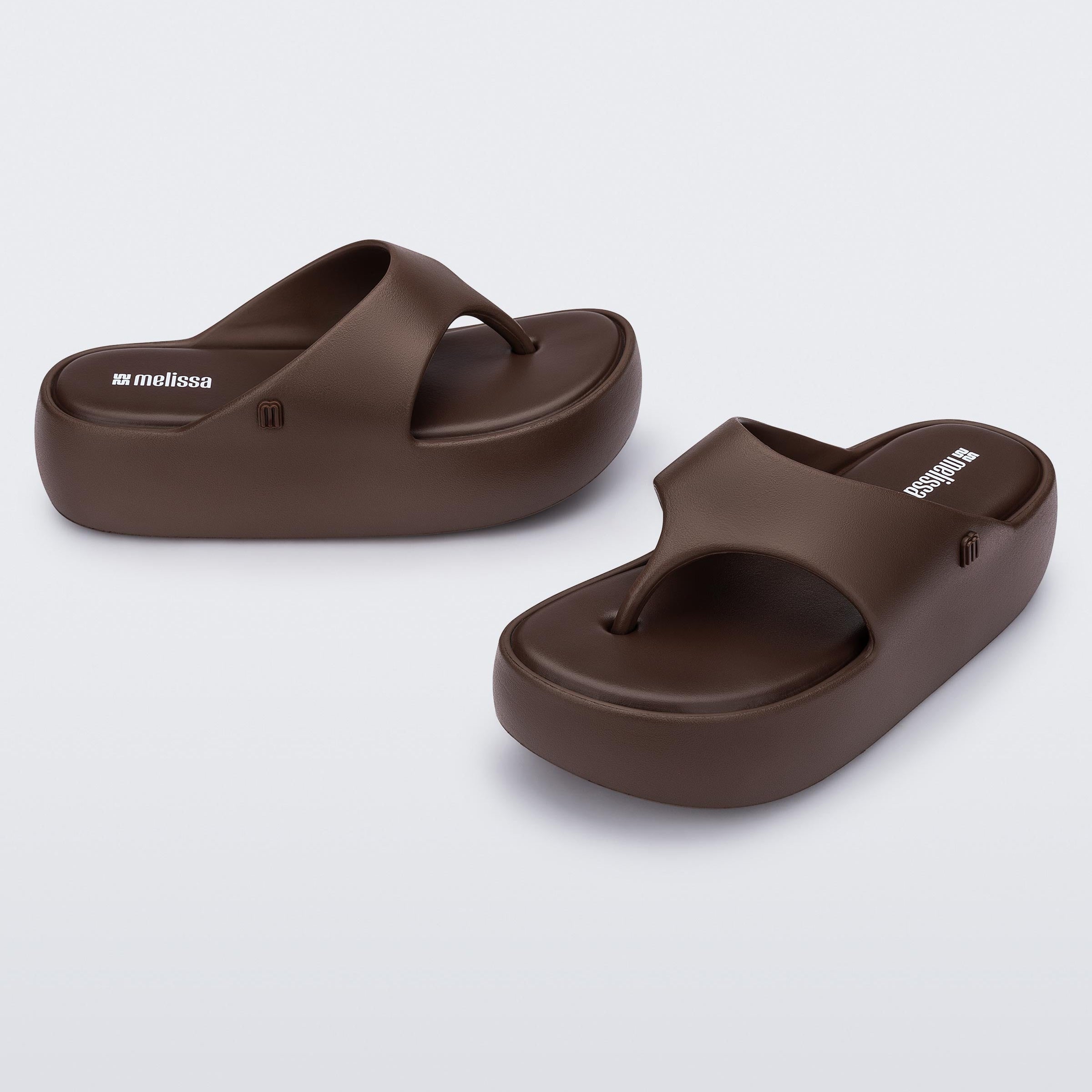 Melissa Free Platform Thong Ad Brown Klapki Damskie Na Platformie Brązowe