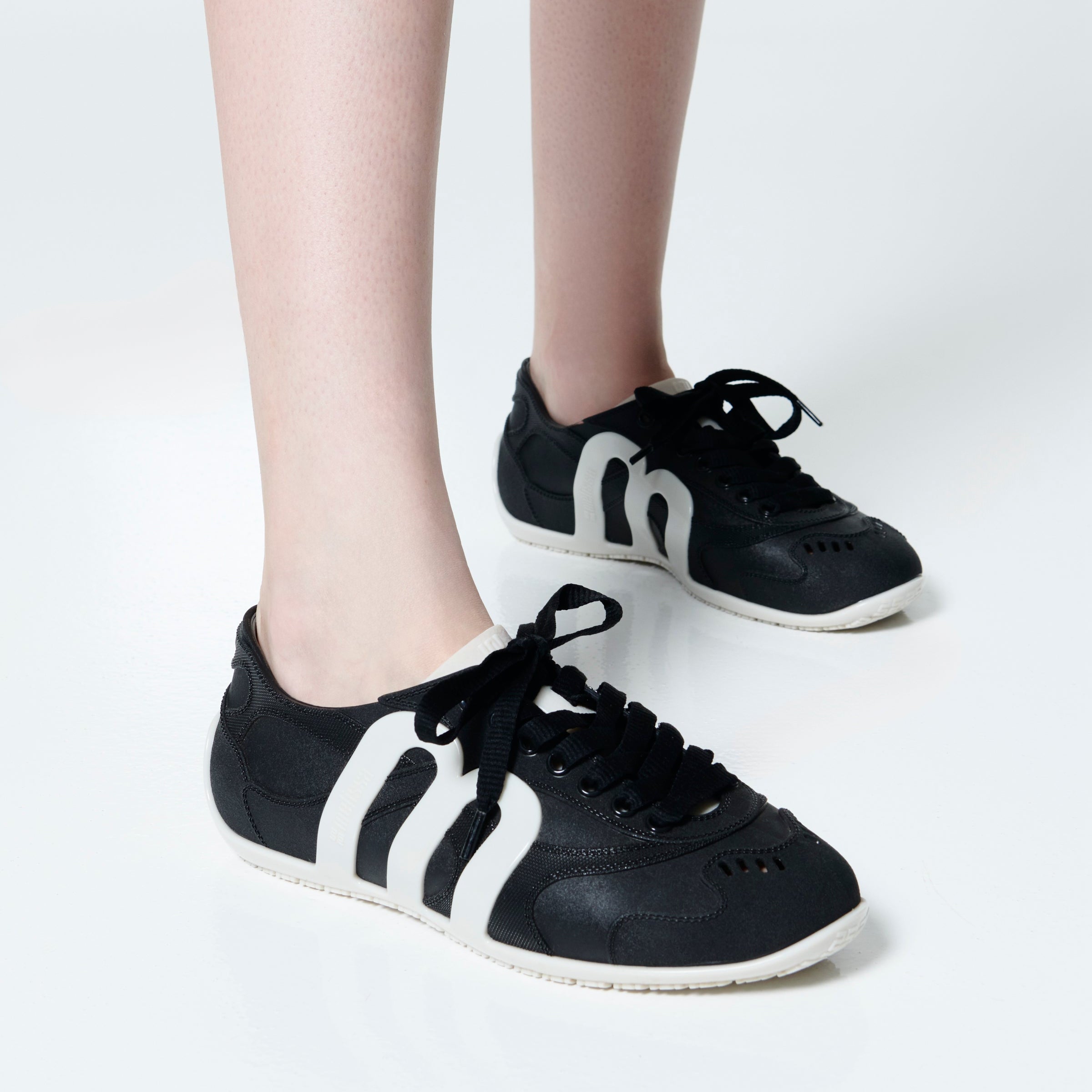 Melissa Motion Beige/ Black Sneakersy Damskie Czarne