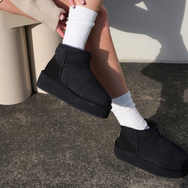 Emu Australia Buty Damskie Stinger Micro Flatform Black Kolor Czarny