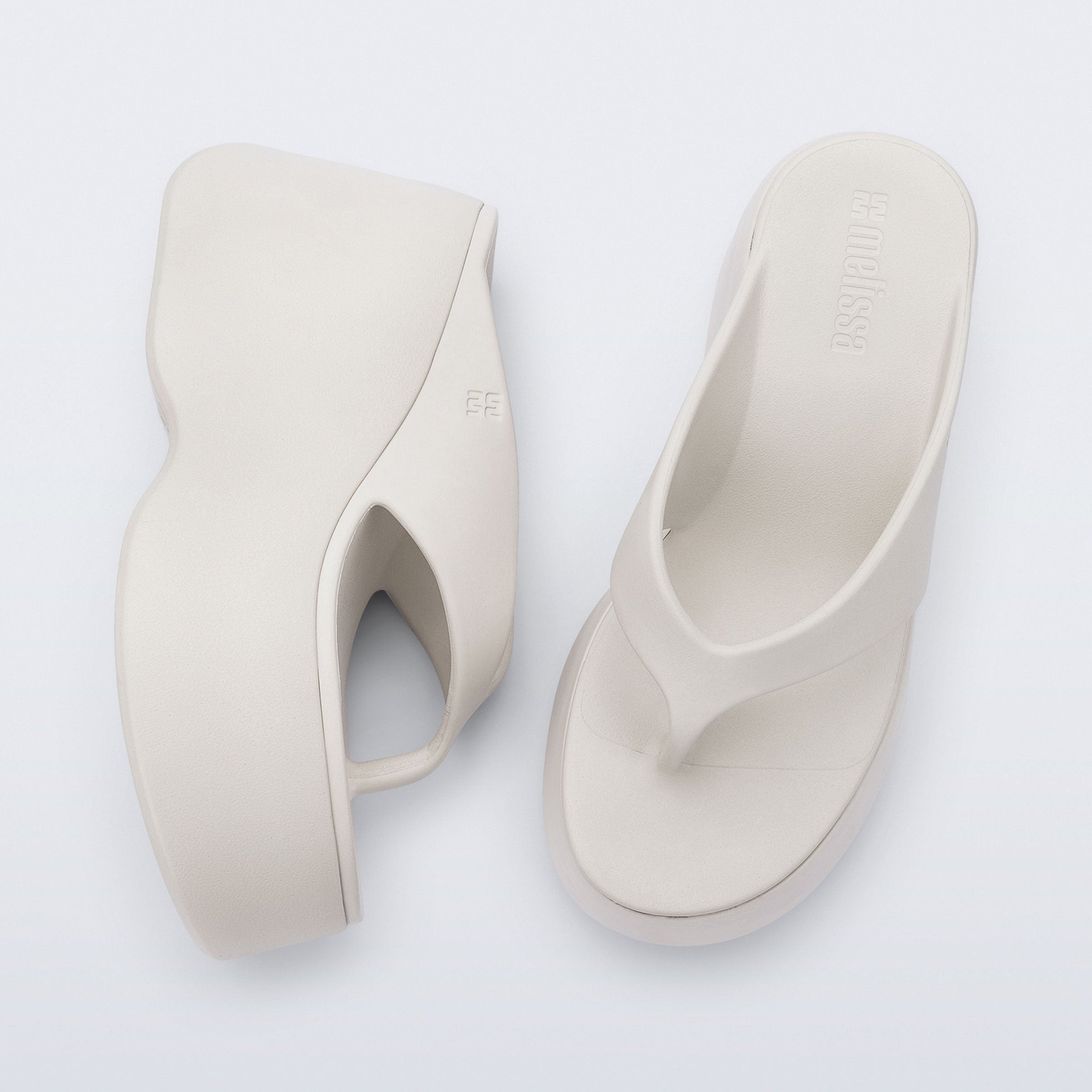Melissa Free Thong Wedge AD Beige Klapki Na Platformie Damskie Beżowe