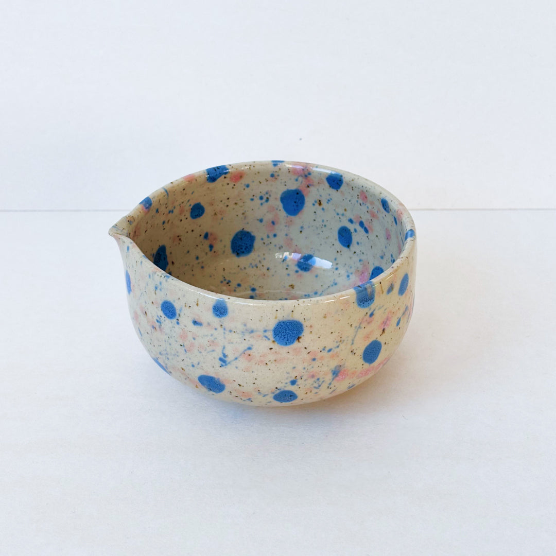 Studio Chaba Matchawan w Kropki Duży